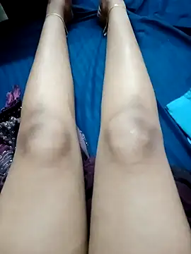 Stripchat sex cam umairahaasan_1