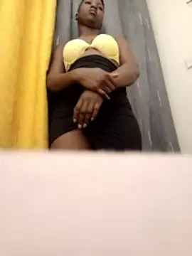 Stripchat sex cam mariah19_