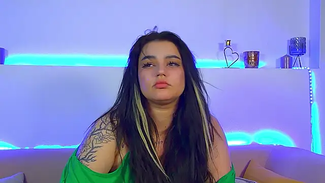 Stripchat sex cam SaraOswald