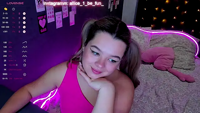 Stripchat sex cam your_little_barbie