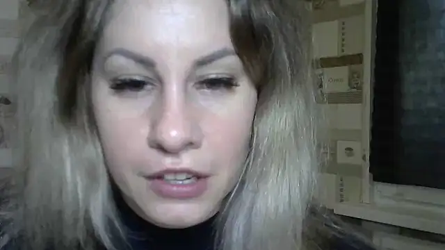 Stripchat sex cam TherestlessKitty