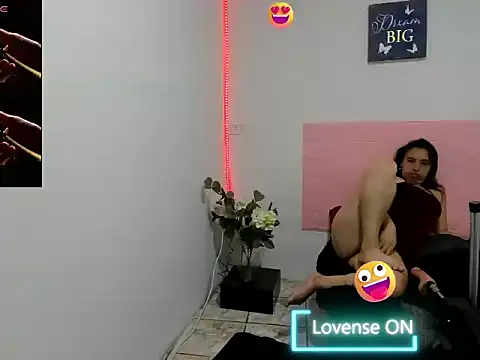 Stripchat sex cam adelabebecita