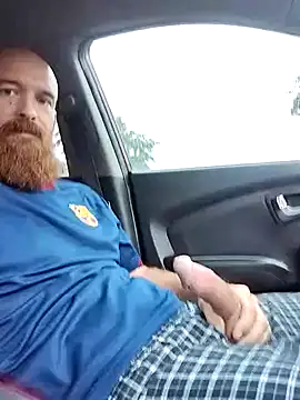 Stripchat sex cam redxbeard32