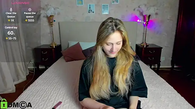 Stripchat sex cam blondyriss