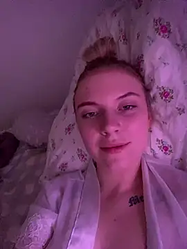 Stripchat sex cam SofiyaDream