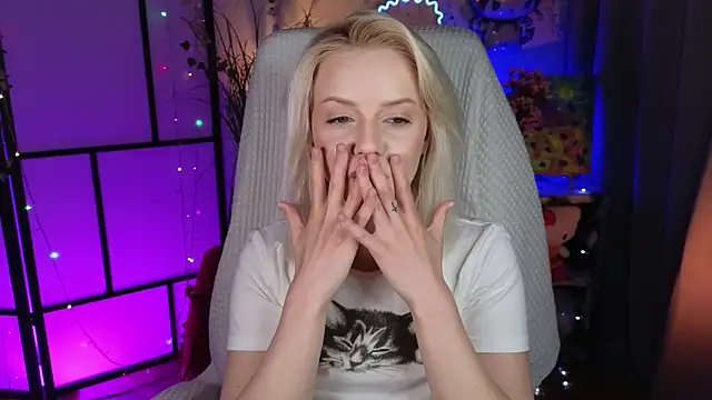 Stripchat sex cam ImBonBon