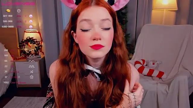 Stripchat sex cam LunaKrai