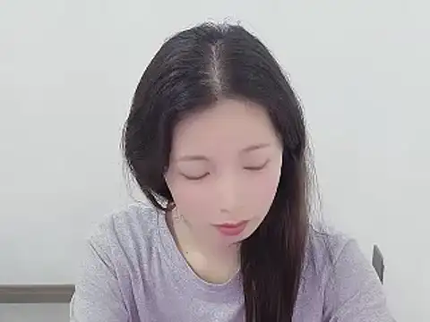 Stripchat sex cam yueyuenymph