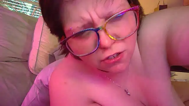 Stripchat sex cam g0lden_are0las89