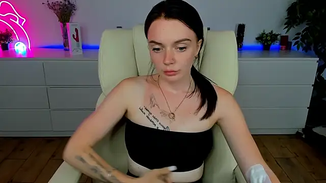Stripchat sex cam Olivia__Li