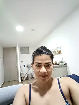 Stripchat sex cam sarabrigith
