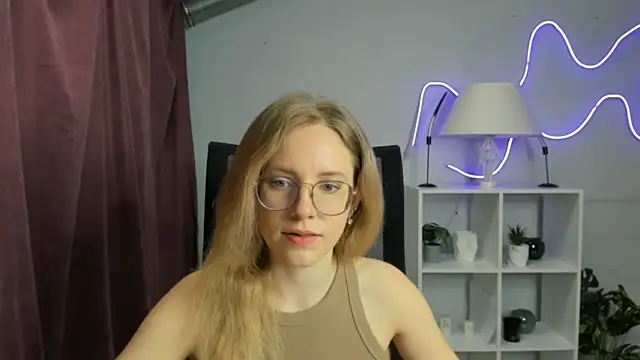 Stripchat sex cam LeonaHartf