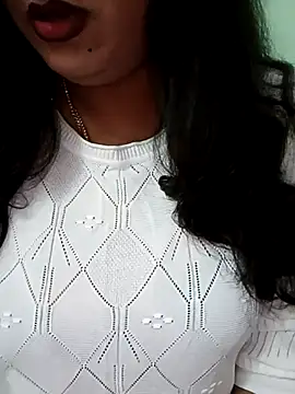 Stripchat sex cam Urmila_555
